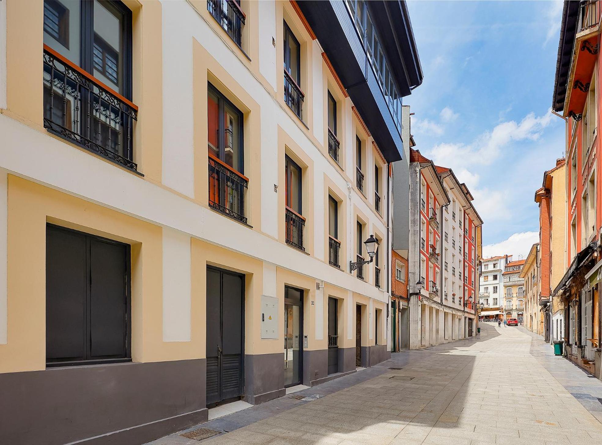 Apartamentos Sobrecantu Oviedo Kültér fotó